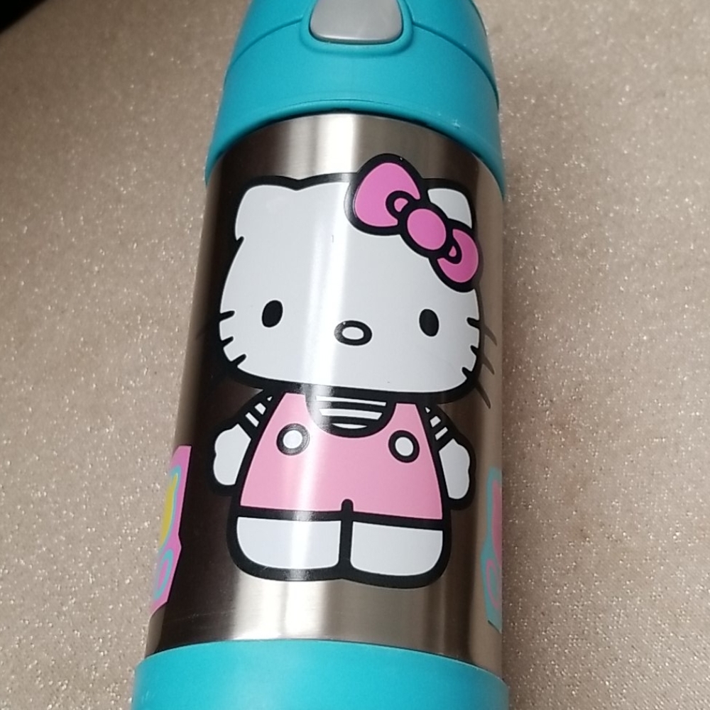 Hello Kitty Thermos Insulated Bottle 12 oz - Picture 4 of 6